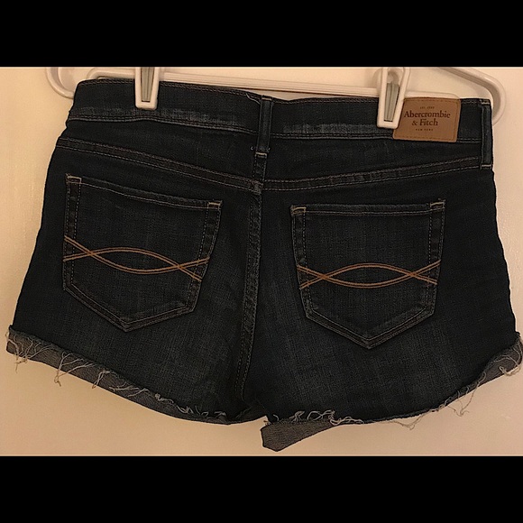 Abercrombie and Fitch Short Shorts - Picture 2 of 3